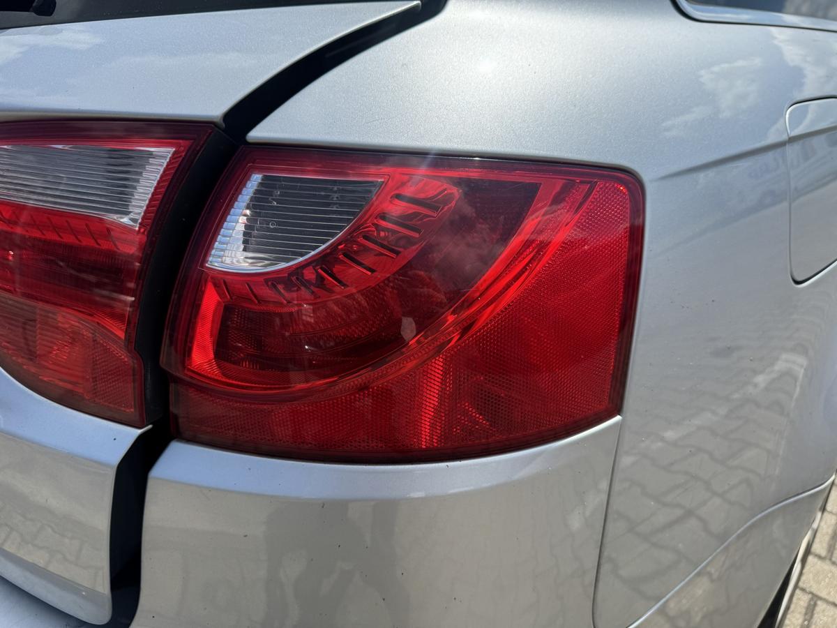 Seat Exeo original R&uuml;cklicht R&uuml;ckleuchte Schlussleuchte au&szlig;en rechts Kombi Bj.2010